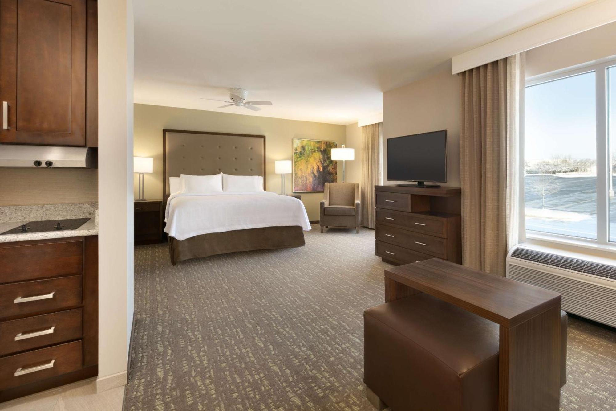 Homewood Suites By Hilton Hartford Manchester Exterior photo
